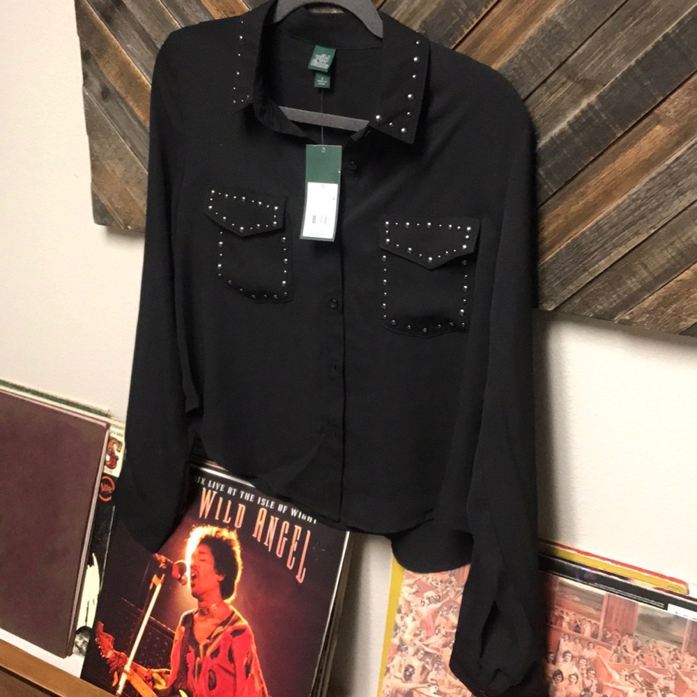 NWT black button up wild fable